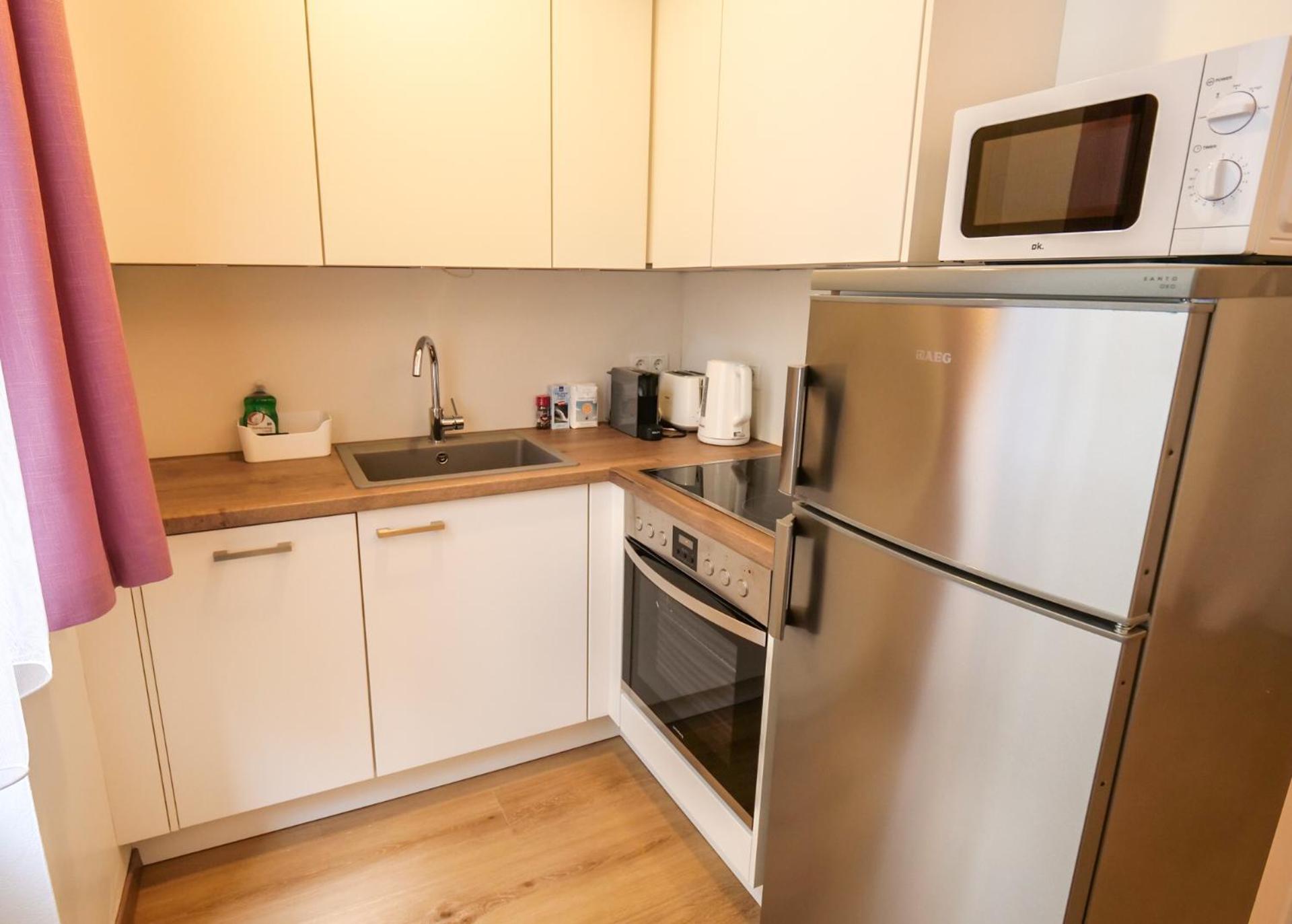 74 Living Apartments Виена Екстериор снимка
